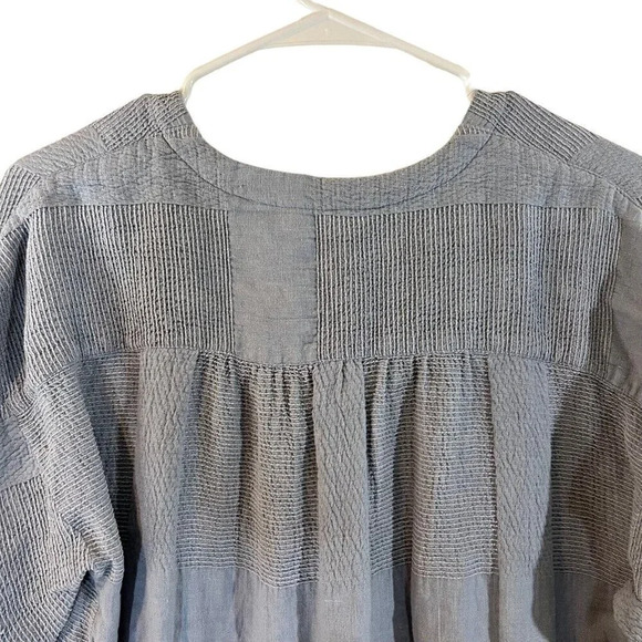 Soft Surroundings Light Blue Textured Blouse Petite Medium Henley Linen Blend - Picture 4 of 7